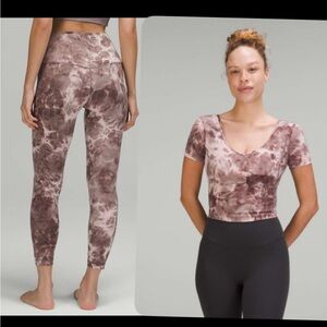 ON SALE❤️Lululemon matching set Align T-Shirt & Lululemon Align High-Rise Pant